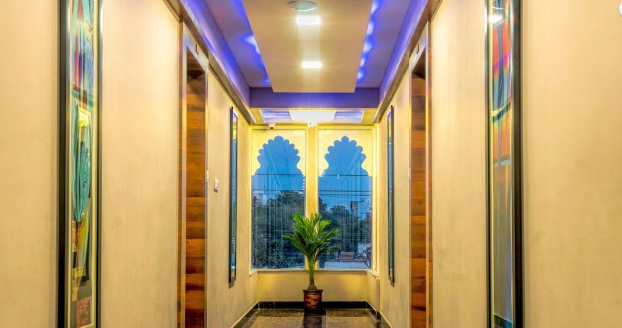 Hotel Kingfisher Udaipur Bagian luar foto