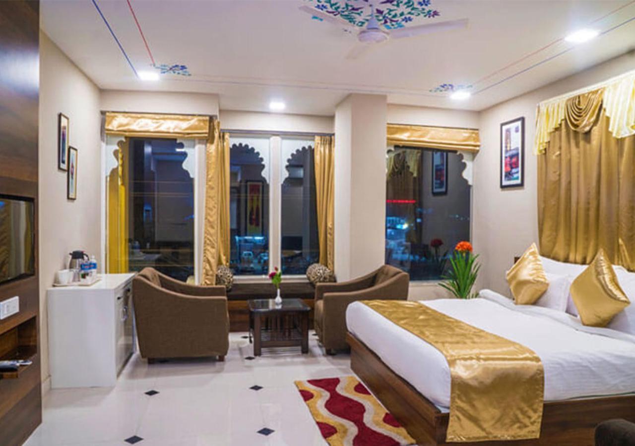 Hotel Kingfisher Udaipur Bagian luar foto